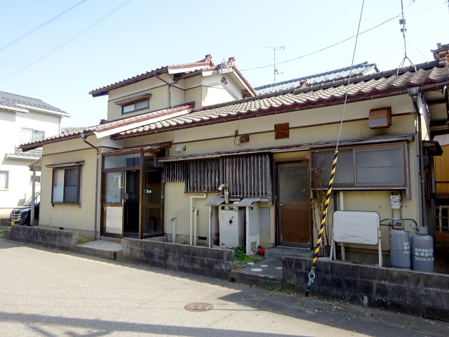 村上市南町2丁目11番21号 中古住宅