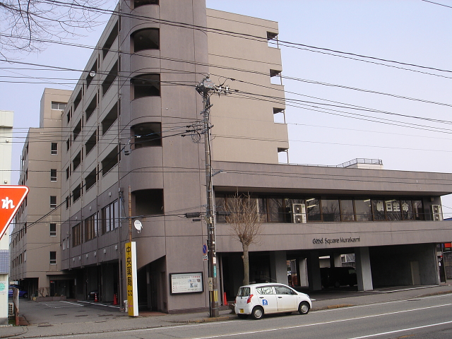 イーストヒルズ村上　外観